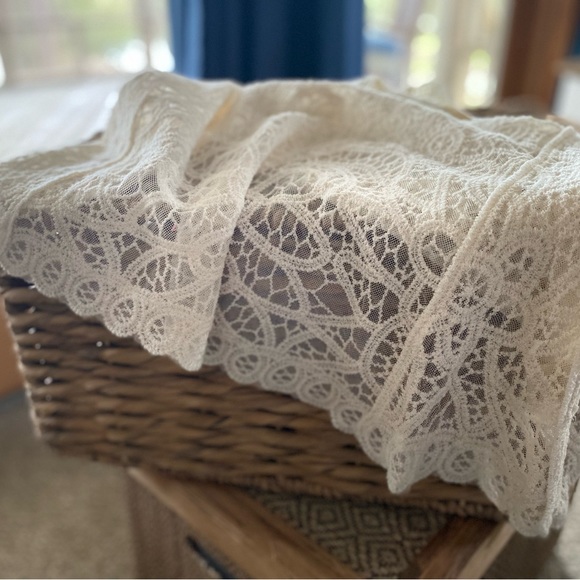 Mystree Bohemian Style Lace Cream Tank Top One Size - Picture 11 of 11